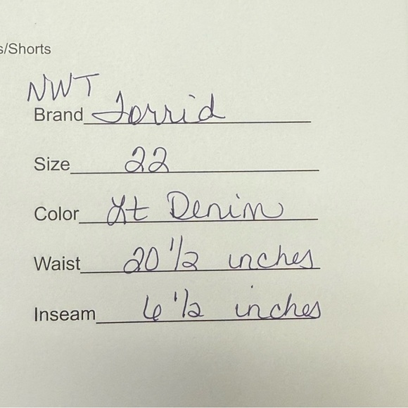 NWT Torrid Denim Shorts Women’s Plus Size | Light Wash Stretch Jean Shorts - Picture 7 of 7